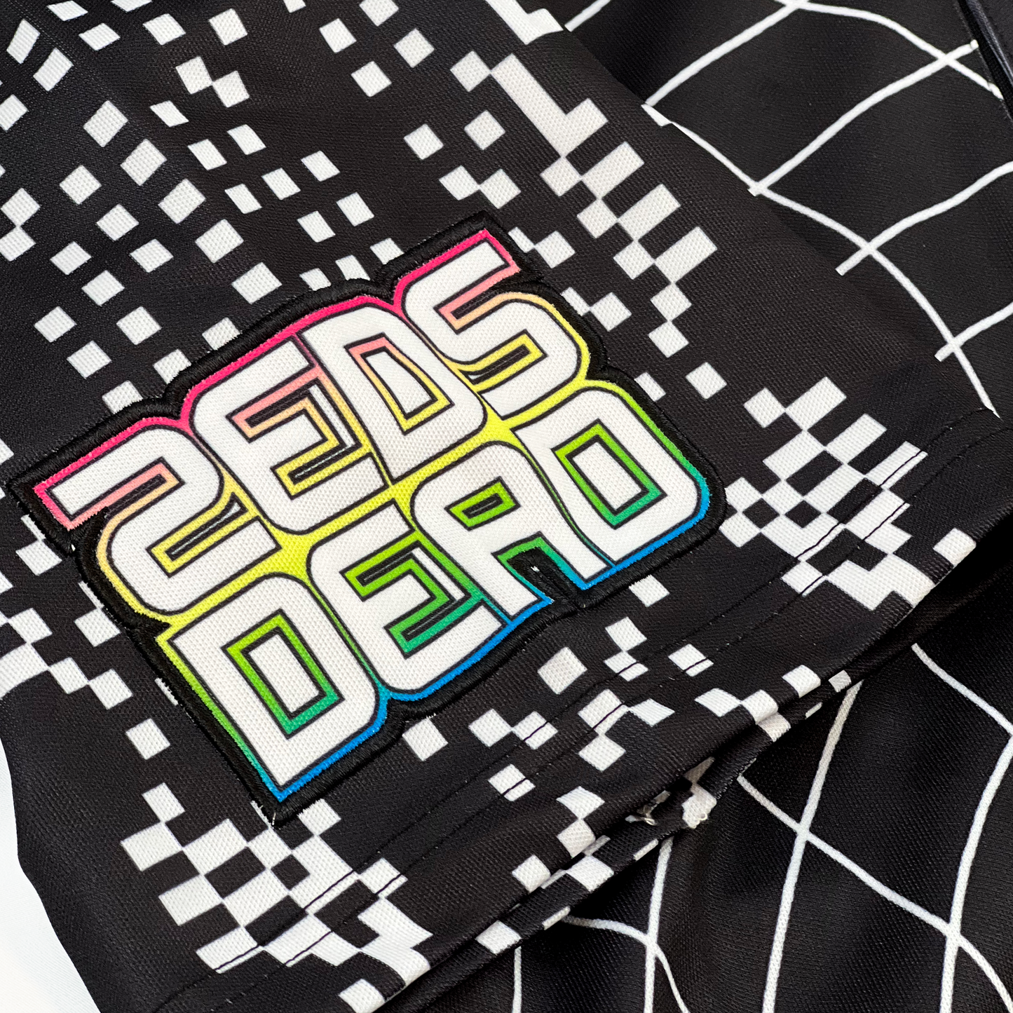 ZEDS DEAD - GLITCH BASEBALL JERSEY – Zeds Dead Official Shop ZEDS DEAD - GLITCH BASEBALL JERSEY – Zeds Dead Official Shop
